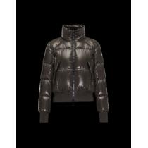 2026秋冬 モンクレール MONCLER 着心地抜群 ダウンジャケットふわふわな感触