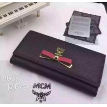 セール中 エムシーエム コピー 立体感のあるレディース財布