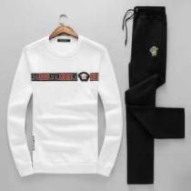 大人気再登場 2026秋冬 ヴェルサーチ VERSACE ジャージセット 2色可...
