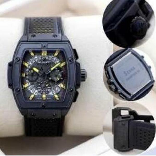 値下げる　HUBLOTウブロ スーパーコピー　防水機能性が高い腕時計.  