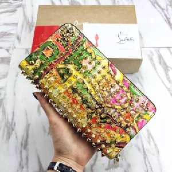 2026秋冬 人気激売れクリスチャンルブタン Christian Louboutin 財布