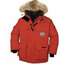 防寒性を誇るカナダグース コピーCanada Goose　暖かくて柔らかいダウン...
