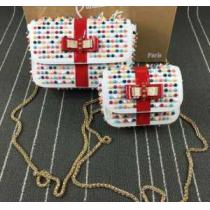 2026秋冬クリスチャンルブタン  Christian Louboutin極上の着心地 斜め掛けバッグ 2色可選