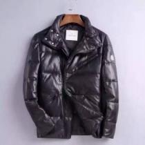 MONCLER モンクレール 高級感溢れるデザイン2026-17新作 高レベルの...