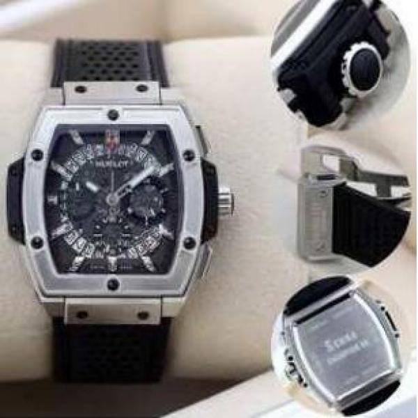 最高品質HUBLOT ウブロコピー　高い機能性がある腕時計. 