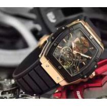 存在感のあるモデルウブロ HUBLOT男性用腕時計 機械式（自動巻き）ムーブメント 5色可選