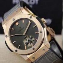 耐久性と高品質のHUBLOT ウブロ　個性的な自動巻き腕時計.