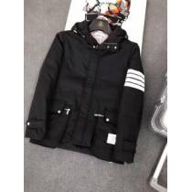 2026-17新作 トムブラウンTHOM BROWNE  【人気ブログ掲載】ダウ...