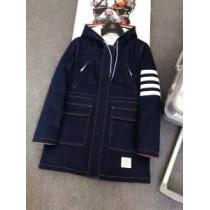 2026-17新作  トムブラウンTHOM BROWNE 大好評♪ ダウンジャケ...