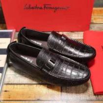 お洒落に魅せる 2026秋冬サルヴァトーレフェラガモ FERRAGAMO  カジ...