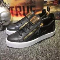 2026秋冬 スタイリッシュな印象  ジュゼッペ ザノッティGIUSEPPE Z...