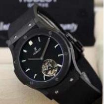 親和性の高い HUBLOT ウブロ 優れた耐性を備える腕時計　完売品.