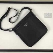 セール中 2026春夏 プラダ PRADA ショルダーバッグ 斜め掛けバッグ