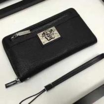 抜群の雰囲気が作れる! 2026春夏 ヴェルサーチ VERSACE セカンドバッ...