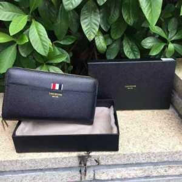 プレゼントに トムブラウン THOM BROWNE 丈夫な長財布