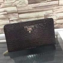 人気 ランキング  プラダコピー PRADA 高い機能性ある財布
