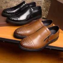 希少 2026春夏 ボッテガヴェネタ BOTTEGA VENETA ビジネスシュ...