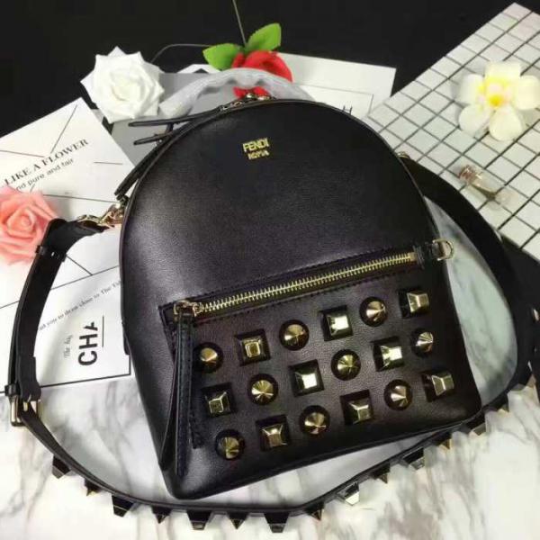 2026新作FENDI 最旬アイテムショルダーバッグ 多色選択可