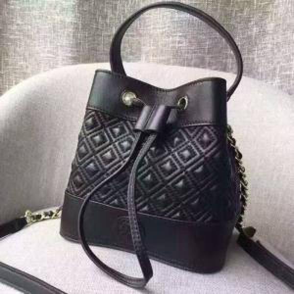 17新作 高級感溢れるデザイン トリーバーチ TORY BURCH
