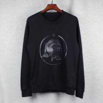 GIVENCHY ジバンシィ 魅惑 2026春夏 プルオーバーパーカー 人目を惹...