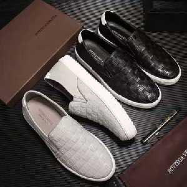  ボッテガヴェネタ2026 大人の個性を BOTTEGA VENETA フラットシューズ 2色可選 極上シューズ