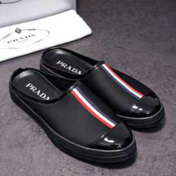 2026 プラダ PRADA 落ち着いた感覚 サボサンダル おしゃれも譲れない
