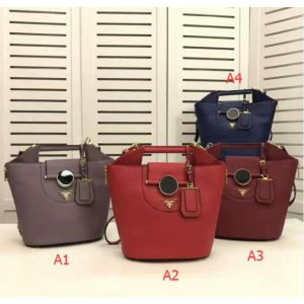 4色選択可プラダ PRADA ハンドバッグ高級感を引き立てる 2026-2026年モデル入荷