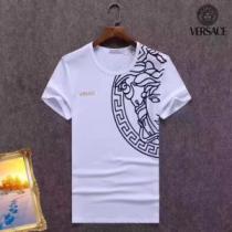 人気激売れ 3色可選 2026春夏 VERSACE ヴェルサーチ シンプル 半袖...