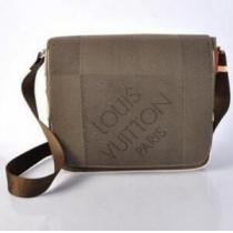 大活躍のLOUIS VUITTON　ヴィトン　偽物　通販　万能なバッグ