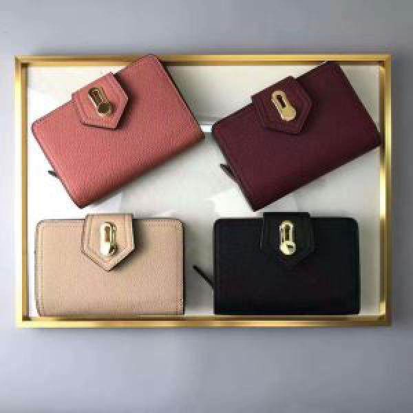 2026最新入荷定番人気4色可選 有名人の愛用品二つ折り財布バーバリー BURBERRY