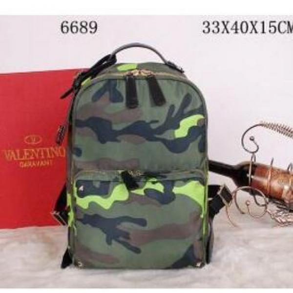 女性に人気のVALENTINO ヴァレンティノ　評価の高いバックパック人気 レディース　