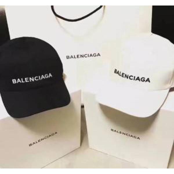 バレンシアガ BALENCIAGA 美品！2026 2色可選 男女兼用 抜群の雰囲気が作れる!
