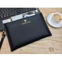 大歓迎な専門店ポーチ VERSACE 爆買い2026 ヴェルサーチ