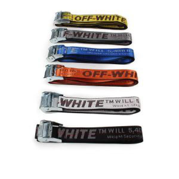 多色可選 2026春夏 一味違うケーブル編みが魅力満点 Off-White オフホワイト