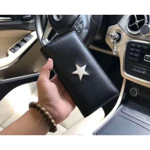 GIVENCHY 長財布大人気☆NEW!! 強い魅力を感じる一枚 お得2026  ジバンシー