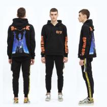 2026ss  Off-White オフホワイト 男女兼用 楽に着用出来る 【人...