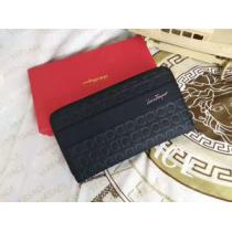 海外セレブ愛用 FERRAGAMO 長財布 2026お買い得新作フェラガモ