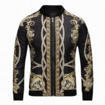 【新アイテム】 2026秋冬 ヴェルサーチ VERSACE 大人キレイに仕立てる