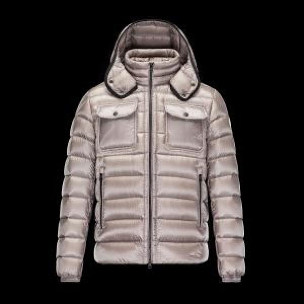 重さを感じず ダウンジャケット4色可選 2026秋冬 MONCLER モンクレール圧倒的な新作