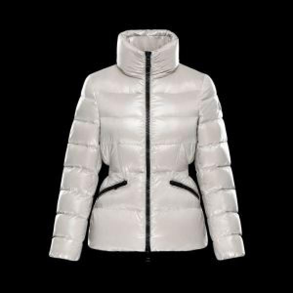 2026秋冬肌触り柔らかく MONCLER モンクレール ダウンジャケット厳しい寒さに耐える