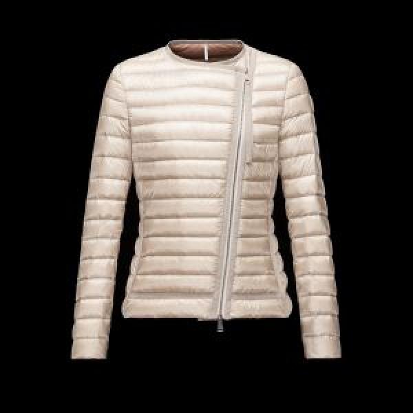 歓迎なレットショップ  MONCLER モンクレール 2026秋冬  風も通さない ダウンジャケット