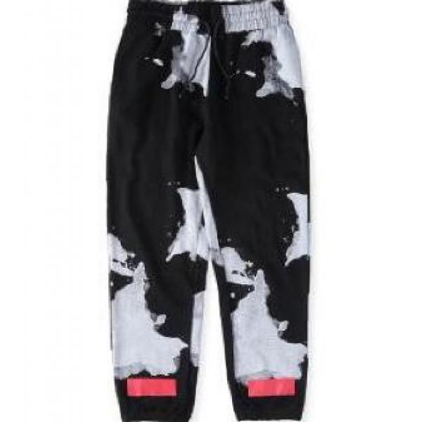 キレイめな印象に　OFF-WHITE  新作 オフホワイト  魅了するジーンズメンズファッション