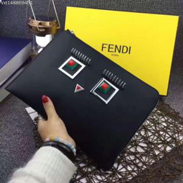 最安値に挑戦 フェンディ FENDI ビジネスケース 利便性に優れ 2026秋冬