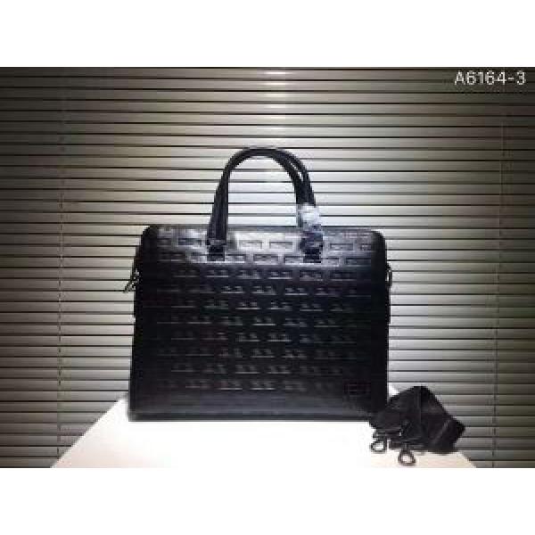 ヴェルサーチ VERSACE 2026秋冬 限定セール新品 手持ち&ショルダー掛け