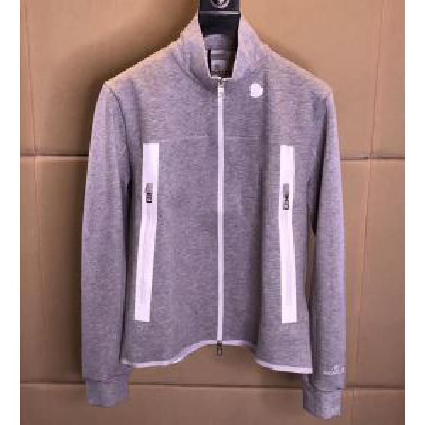 おしゃれな装い 2026秋冬 モンクレール MONCLER 海外セレブ定番愛用