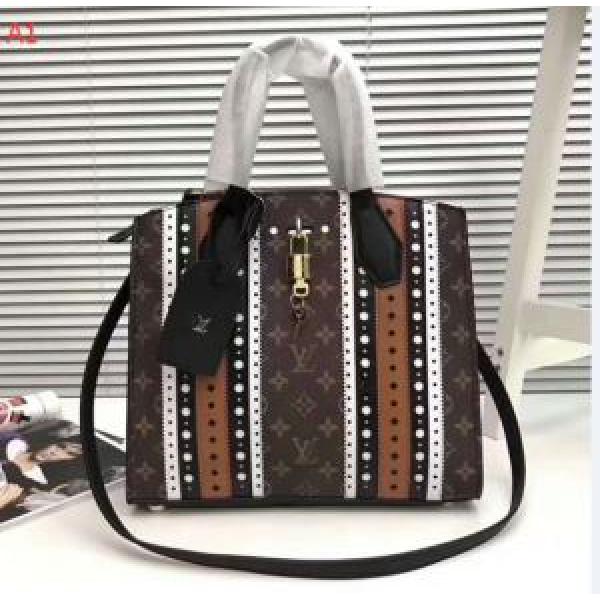 3色可選 肌触りのいい ルイ ヴィトン LOUIS VUITTON 手持ち&ショルダー掛け 2026新作