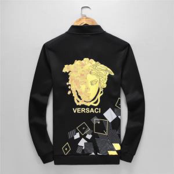2色可選 上下セット モデル大絶賛? 2026秋冬 ヴェルサーチ VERSACE