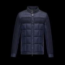 ダウンジャケット厳しい寒さに耐える最安値正規品 2026秋冬 MONCLER モ...