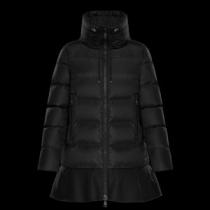 美しい 2026秋冬 MONCLER モンクレール ダウンジャケット 防風性に優...