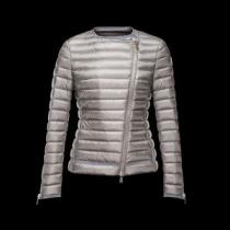 おしゃれも譲れない 2026秋冬 MONCLER モンクレール ダウンジャケット...